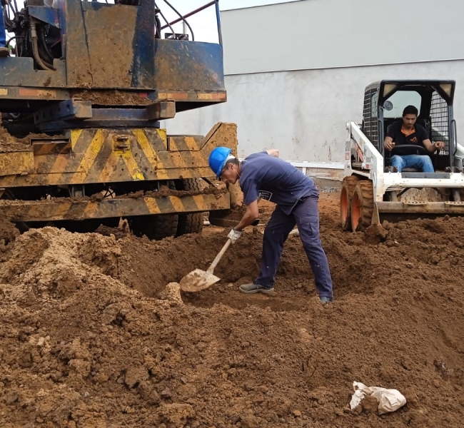 Estacas Escavadas – Londrina/PR